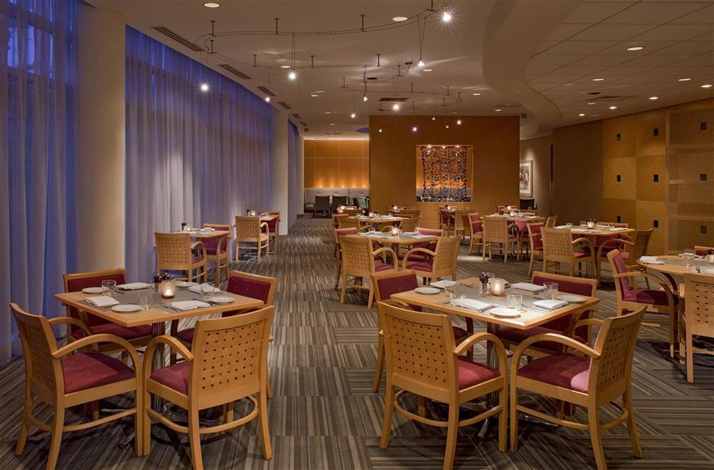 Готель Hyatt Regency Pittsburgh International Airport Clinton Ресторан фото
